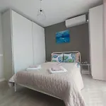 Apartament Central, Brand New With Parking *