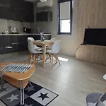 Apartament Central, Brand New With Parking Błagojewgrad