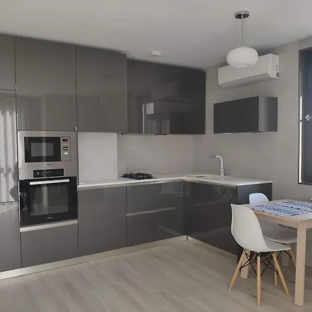 Central, Brand New With Parking ブラゴエヴグラト