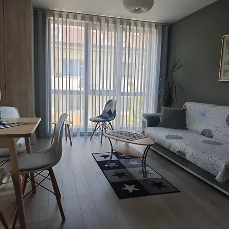 Central, Brand New With Parking Apartman *